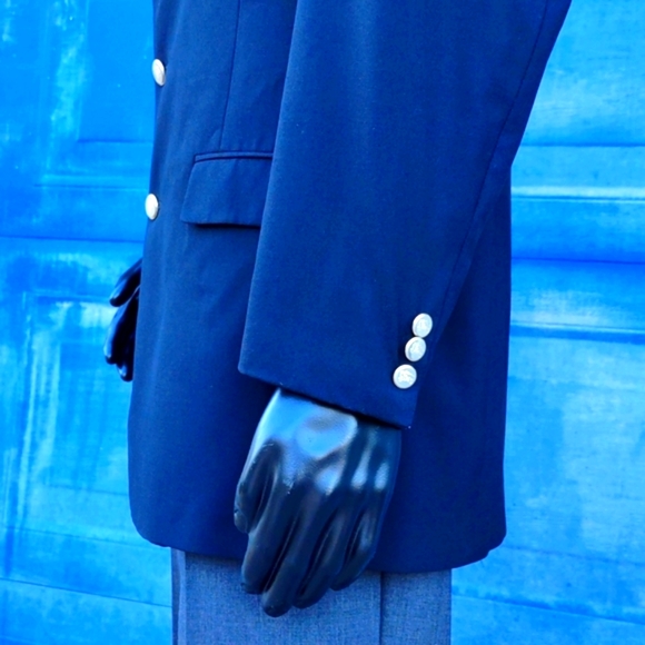 Burberry Iconic Men's (3) Button Ultra-Luxury Classic Blazer - Picture 10 of 17